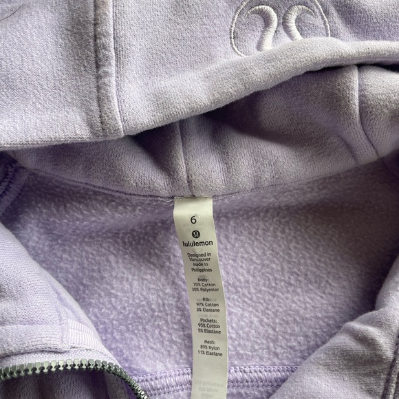 Lululemon bundle - Picture 2 of 5